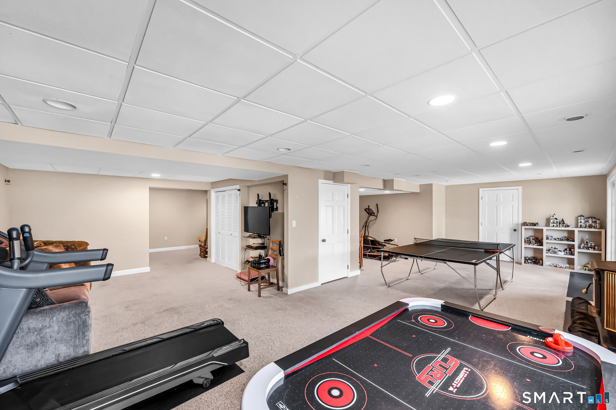 977 Sheldon Street Suffield CT 06093