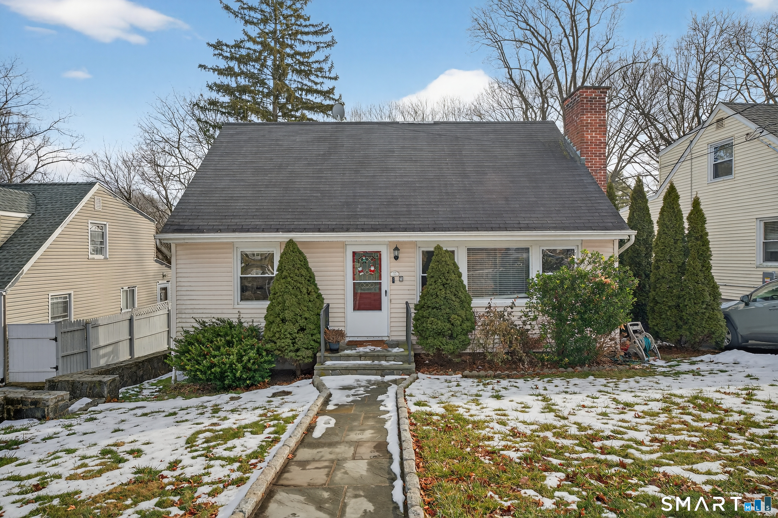 563 Lakeside Drive Bridgeport CT 06606