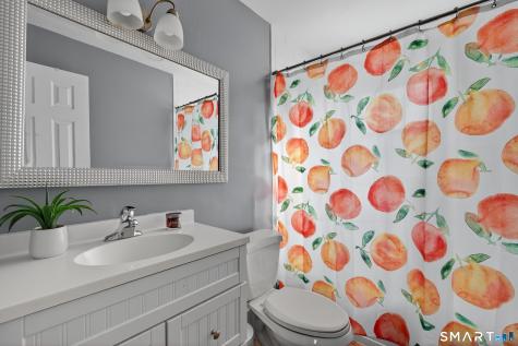 563 Lakeside Drive Bridgeport CT 06606