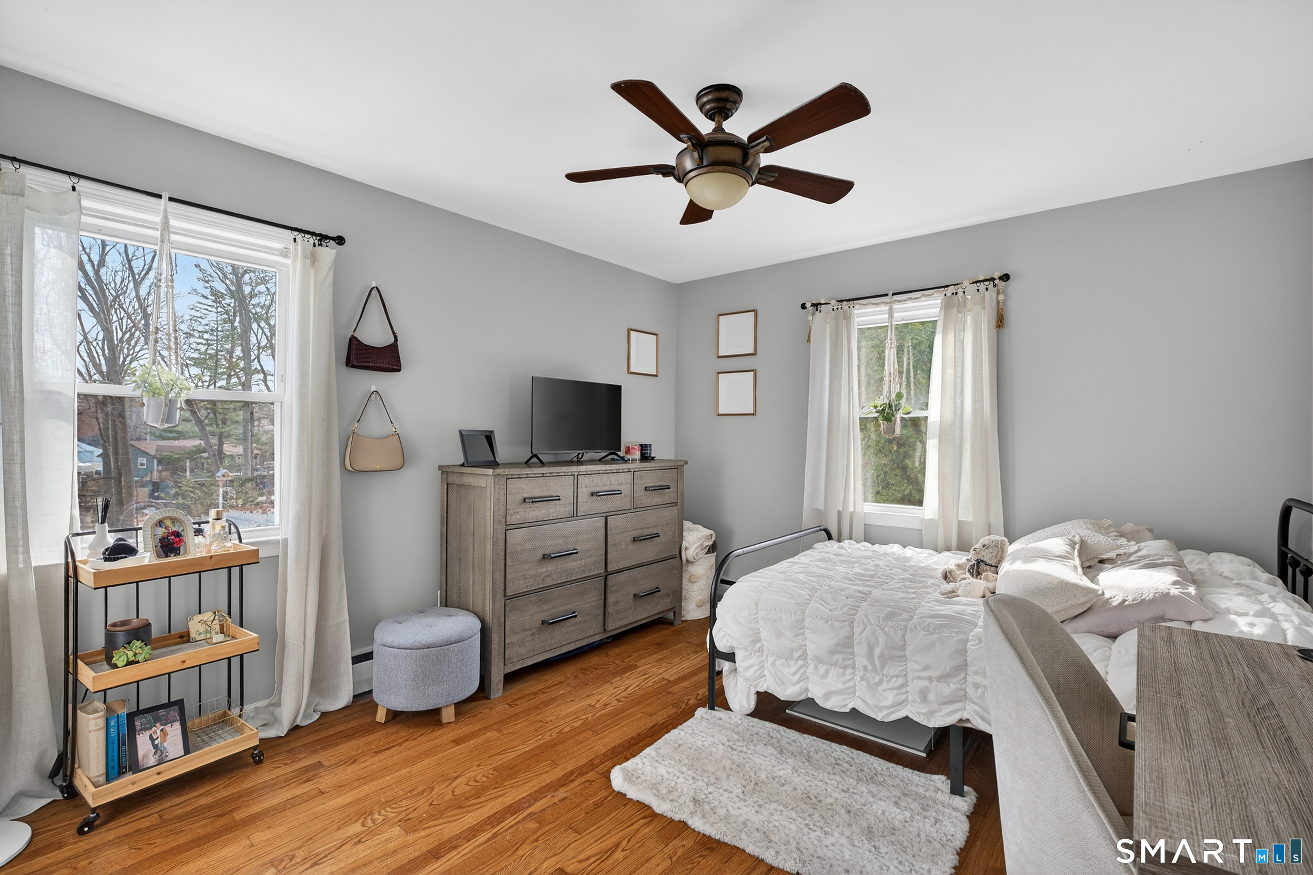 563 Lakeside Drive Bridgeport CT 06606