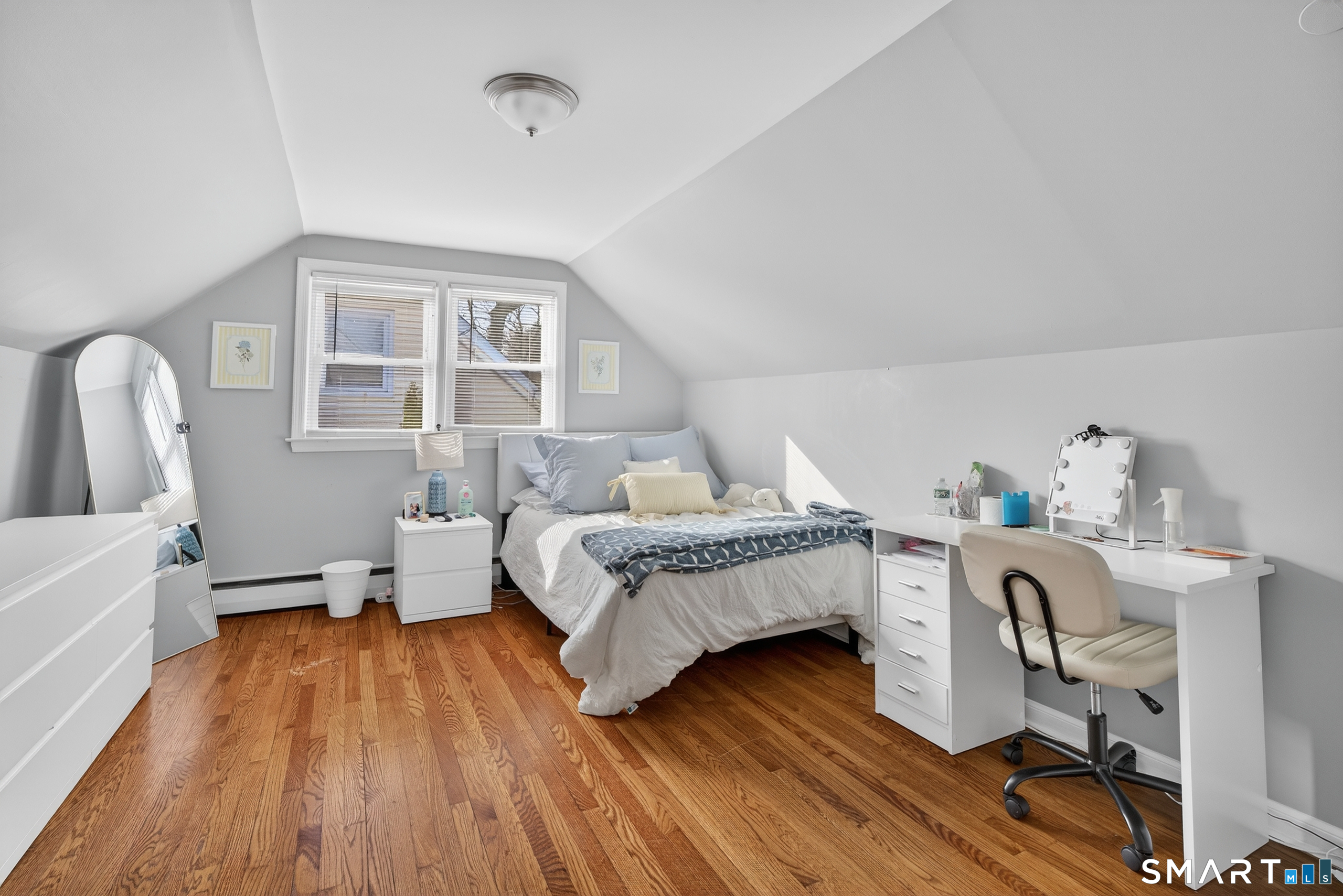 563 Lakeside Drive Bridgeport CT 06606