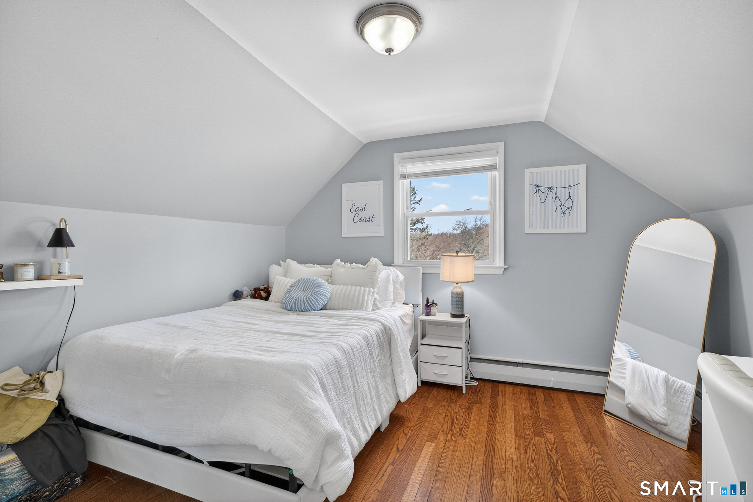 563 Lakeside Drive Bridgeport CT 06606