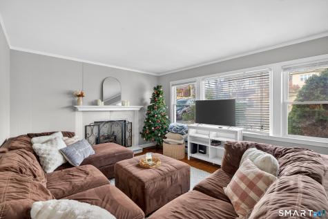 563 Lakeside Drive Bridgeport CT 06606