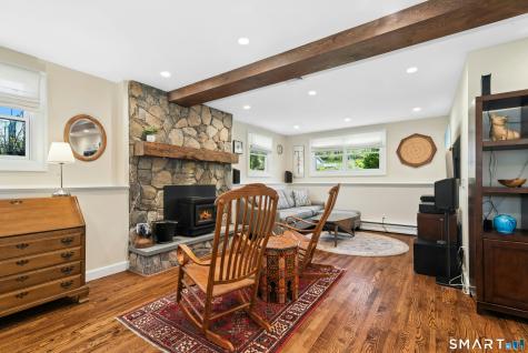 8 Stony Brook Road Brookfield CT 06804