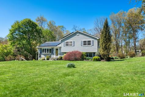 8 Stony Brook Road Brookfield CT 06804