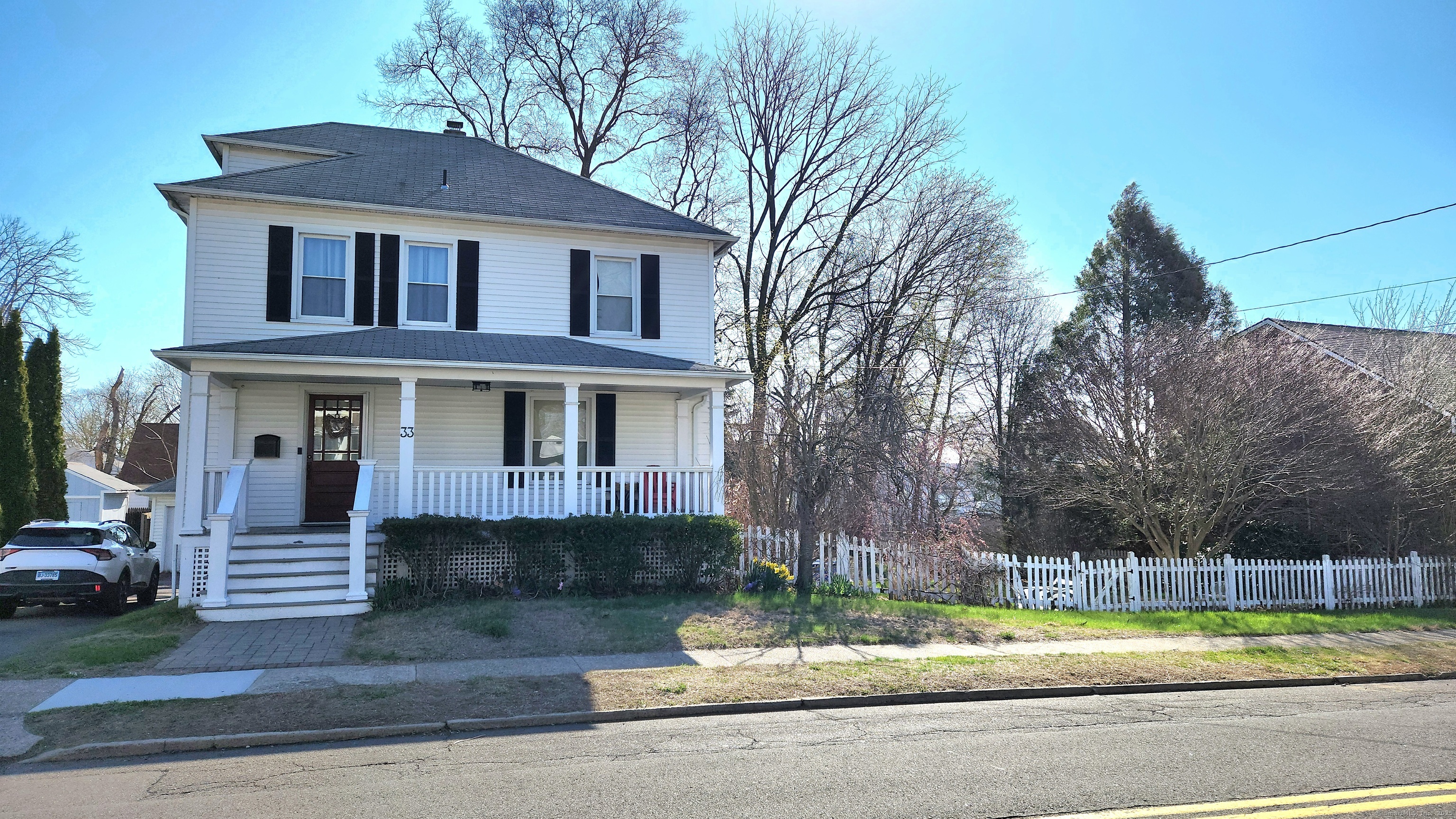 33 North Hoadley Street Naugatuck CT 06770