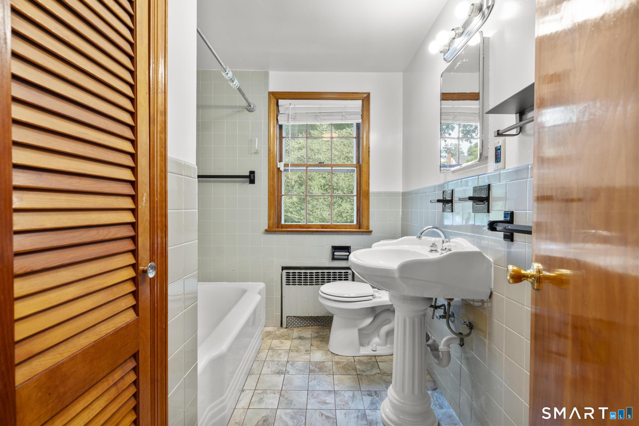 25 Ludlow Manor Norwalk CT 06855