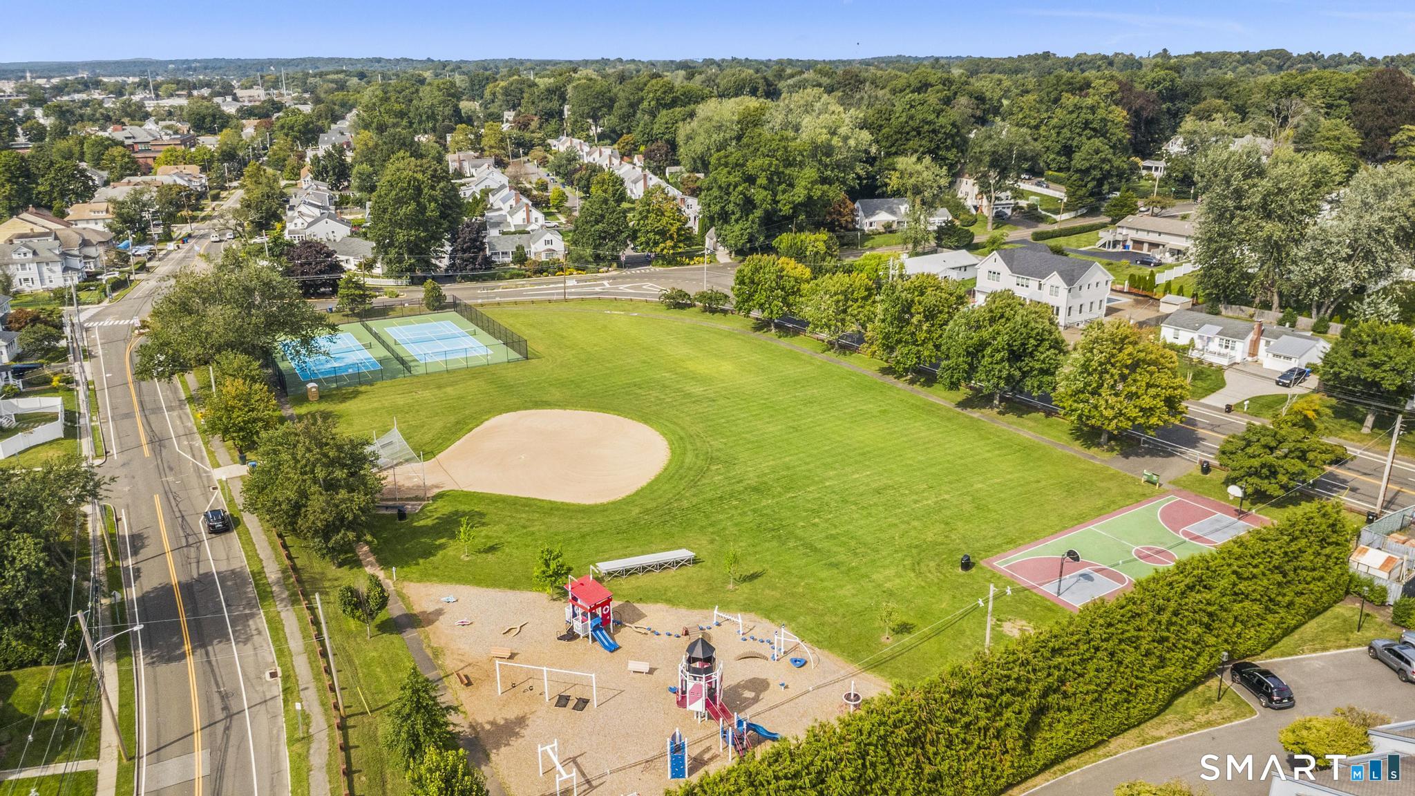 25 Ludlow Manor Norwalk CT 06855