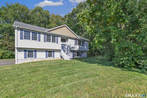 26-R Hoinski Way Ansonia CT 06401