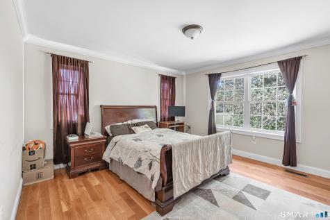26-R Hoinski Way Ansonia CT 06401