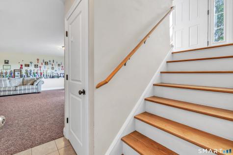 26-R Hoinski Way Ansonia CT 06401