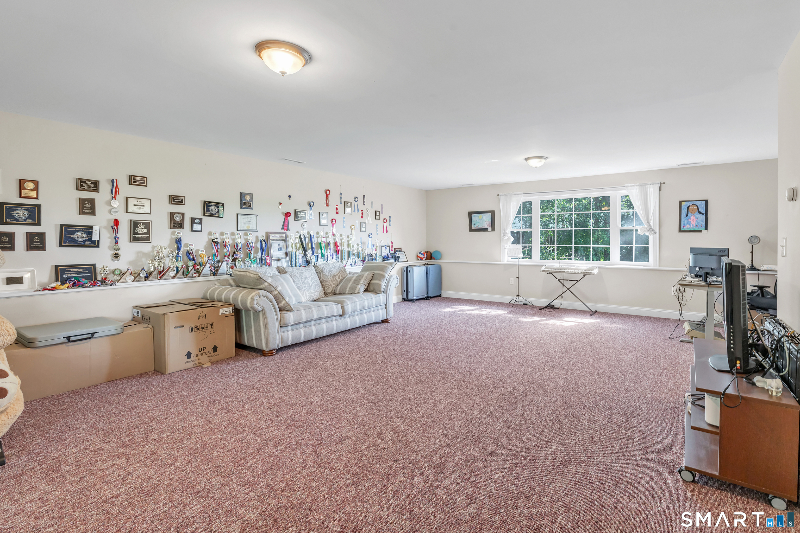 26-R Hoinski Way Ansonia CT 06401