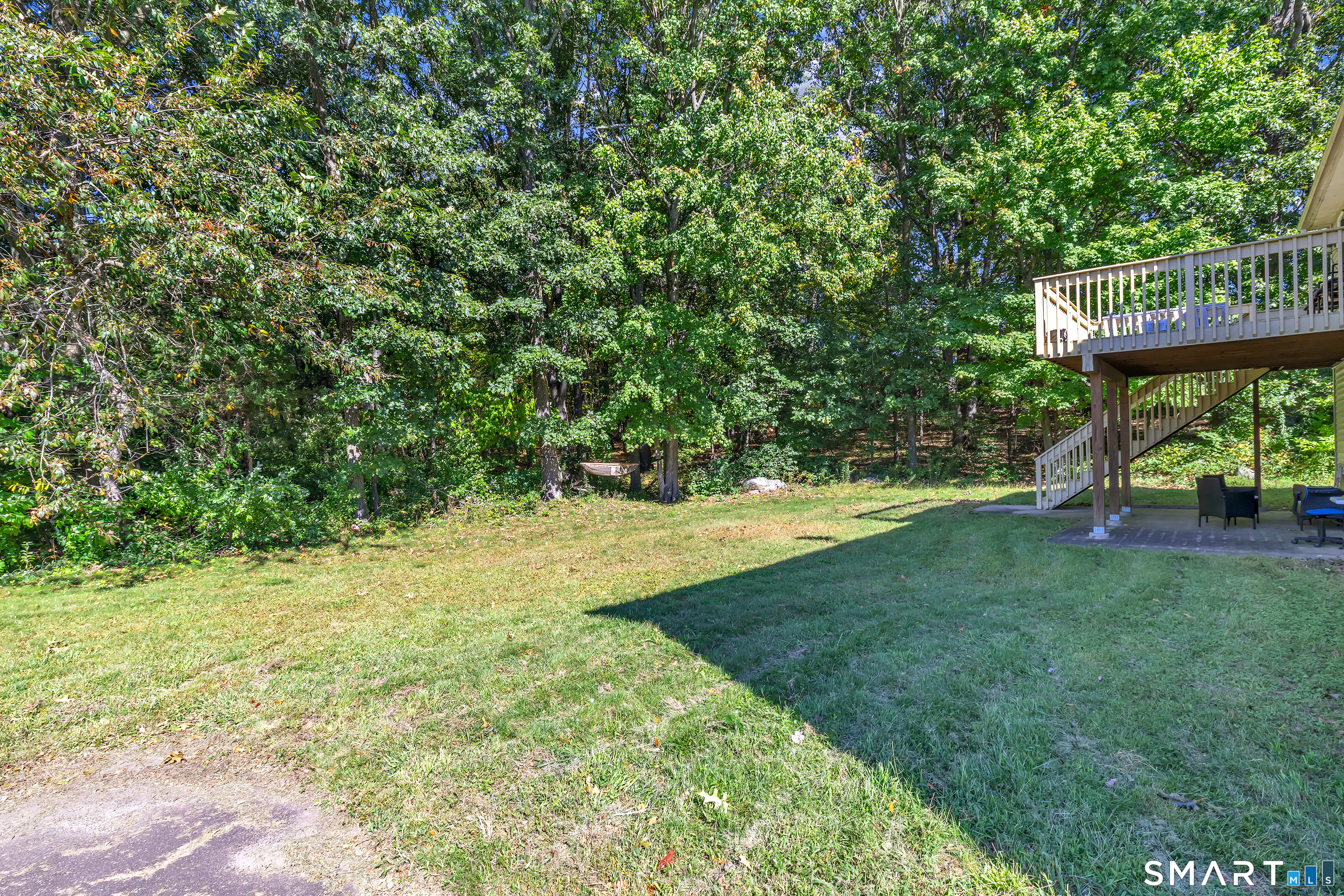 26-R Hoinski Way Ansonia CT 06401