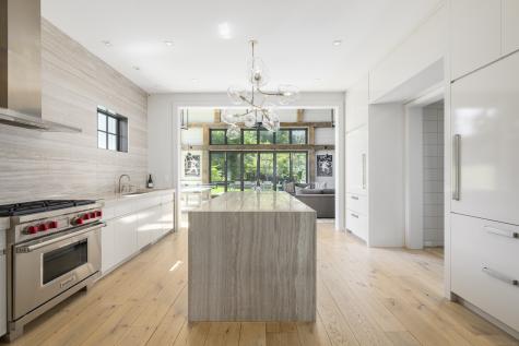 865 Hollow Tree Ridge Road Darien CT 06820