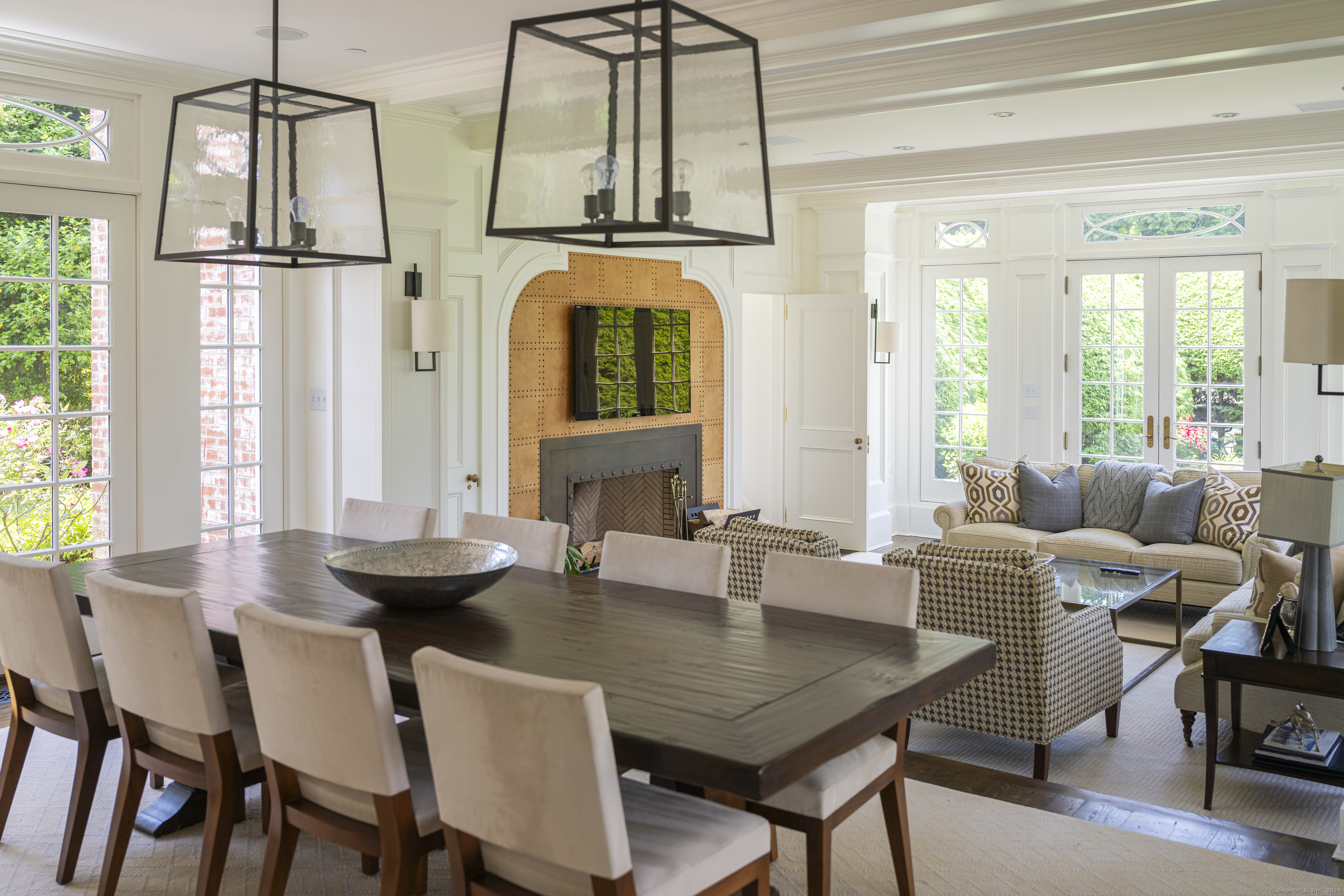 865 Hollow Tree Ridge Road Darien CT 06820