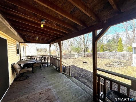 6 Evanoski Lane Plymouth CT 06782