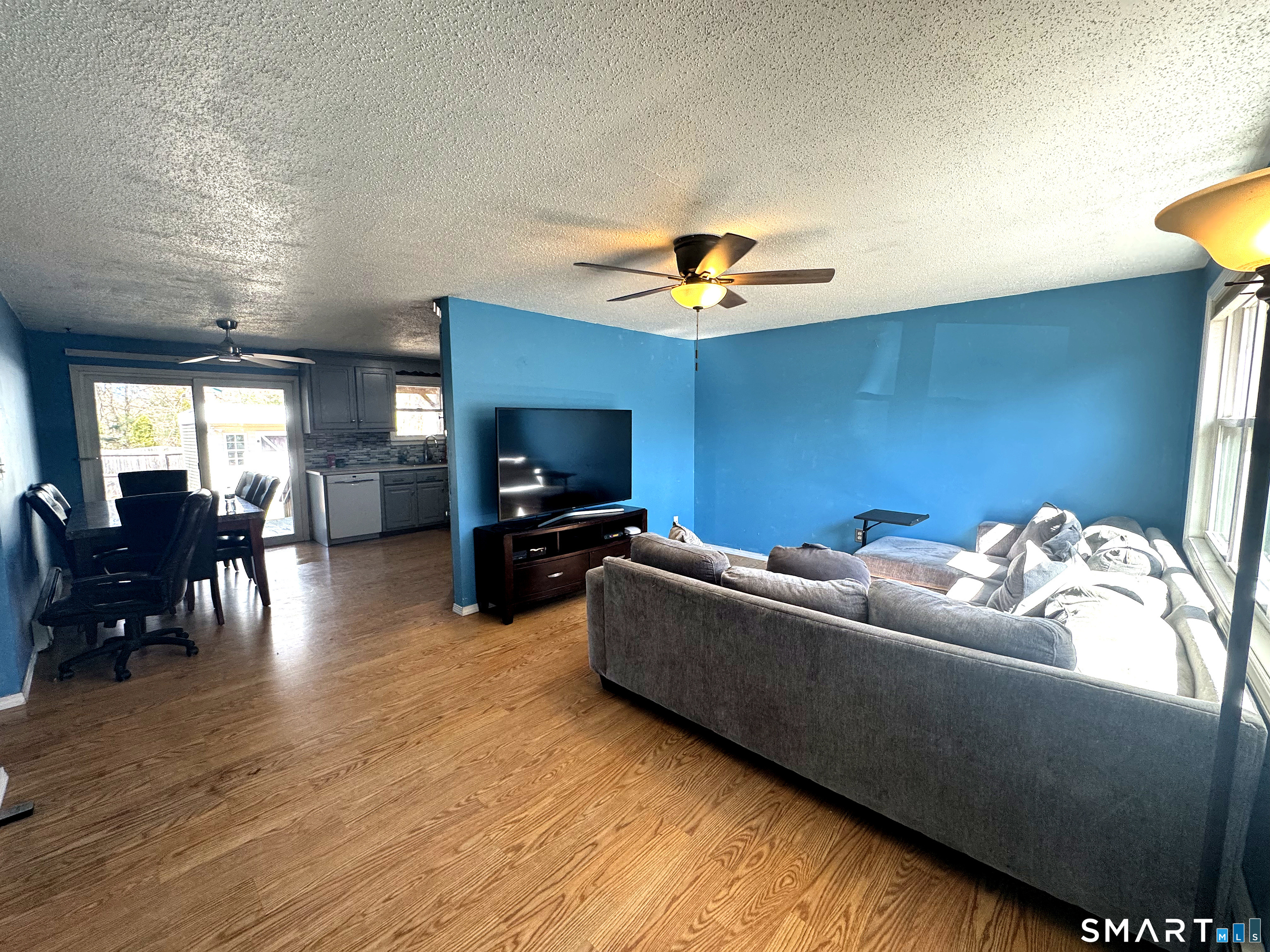 6 Evanoski Lane Plymouth CT 06782