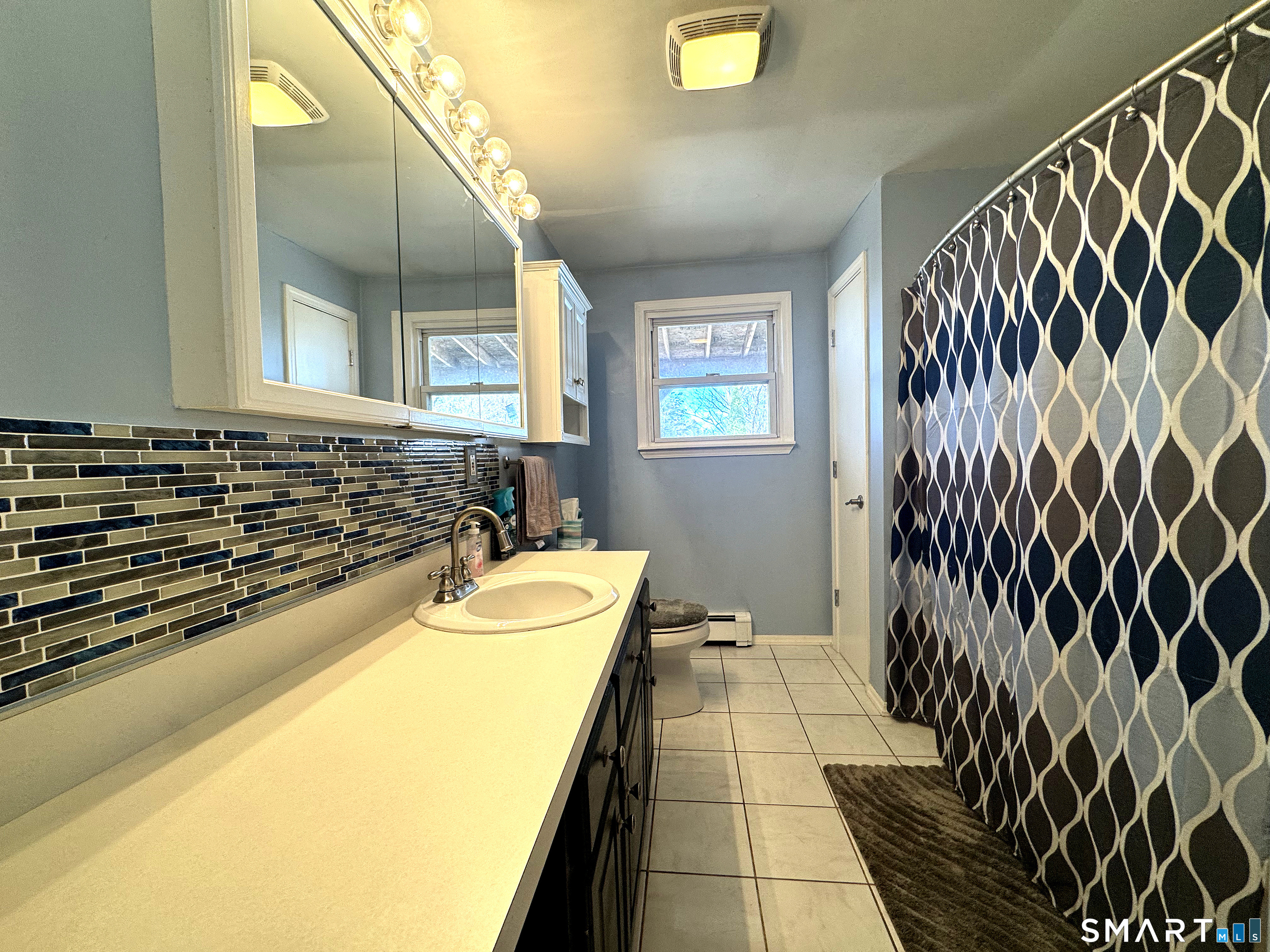 6 Evanoski Lane Plymouth CT 06782