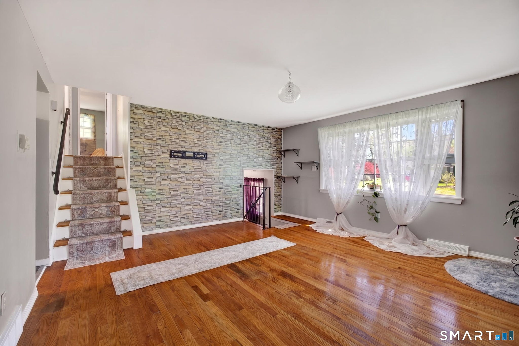 22 Magnolia Drive East Hartford CT 06118