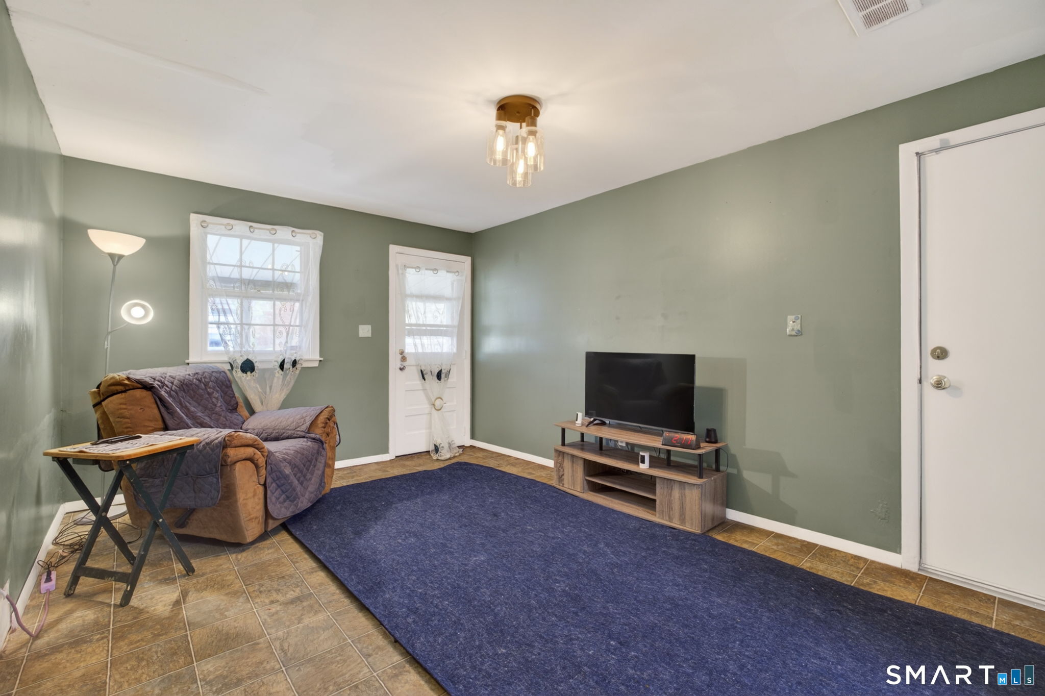 22 Magnolia Drive East Hartford CT 06118