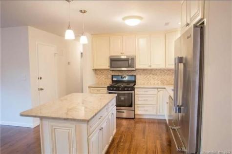 35 Meadow Road Hamden CT 06514