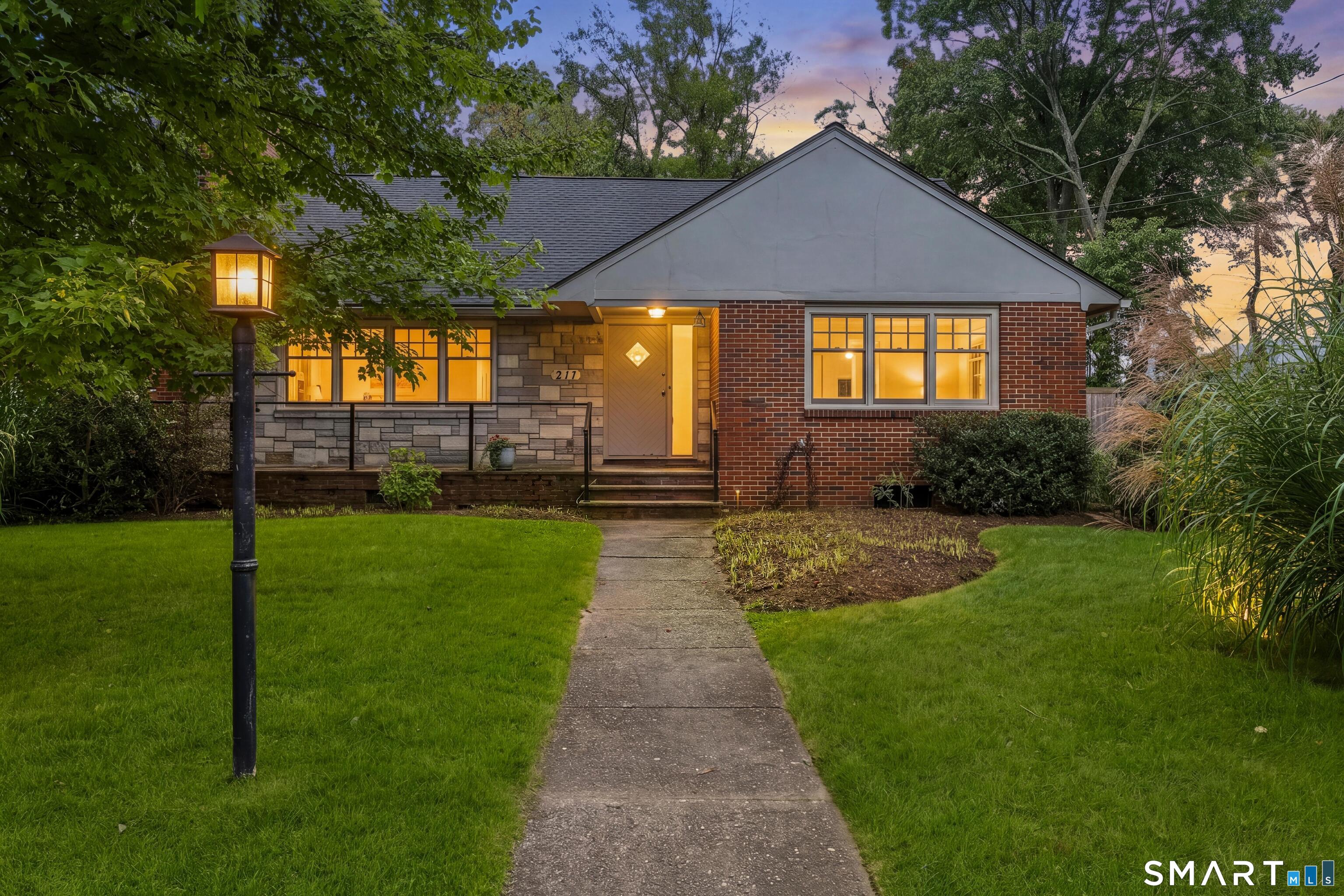 211 Old Farm Road Fairfield CT 06825