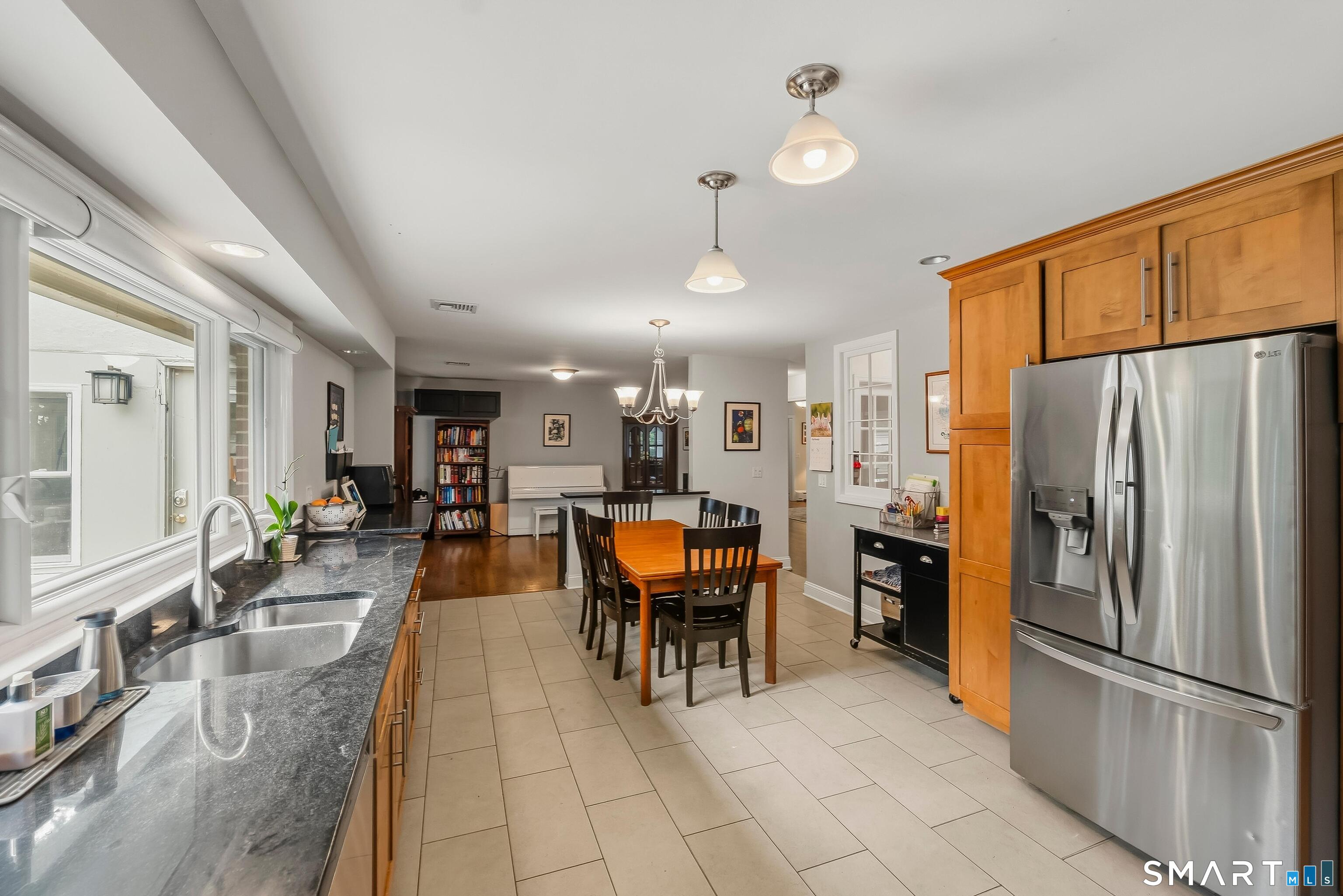 211 Old Farm Road Fairfield CT 06825