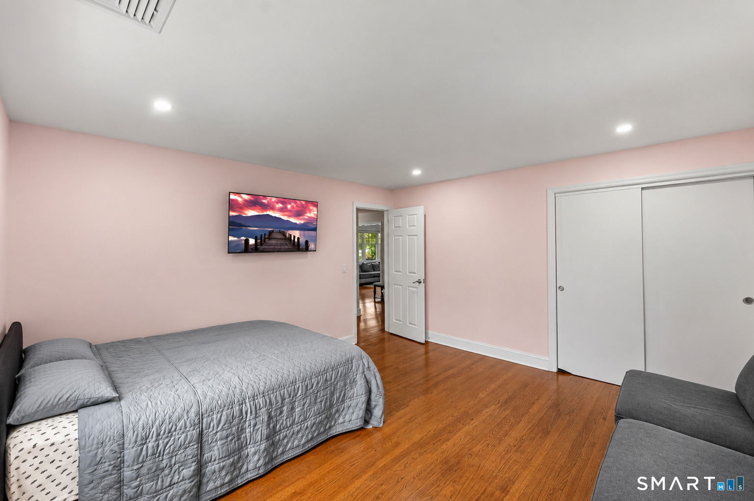 211 Old Farm Road Fairfield CT 06825