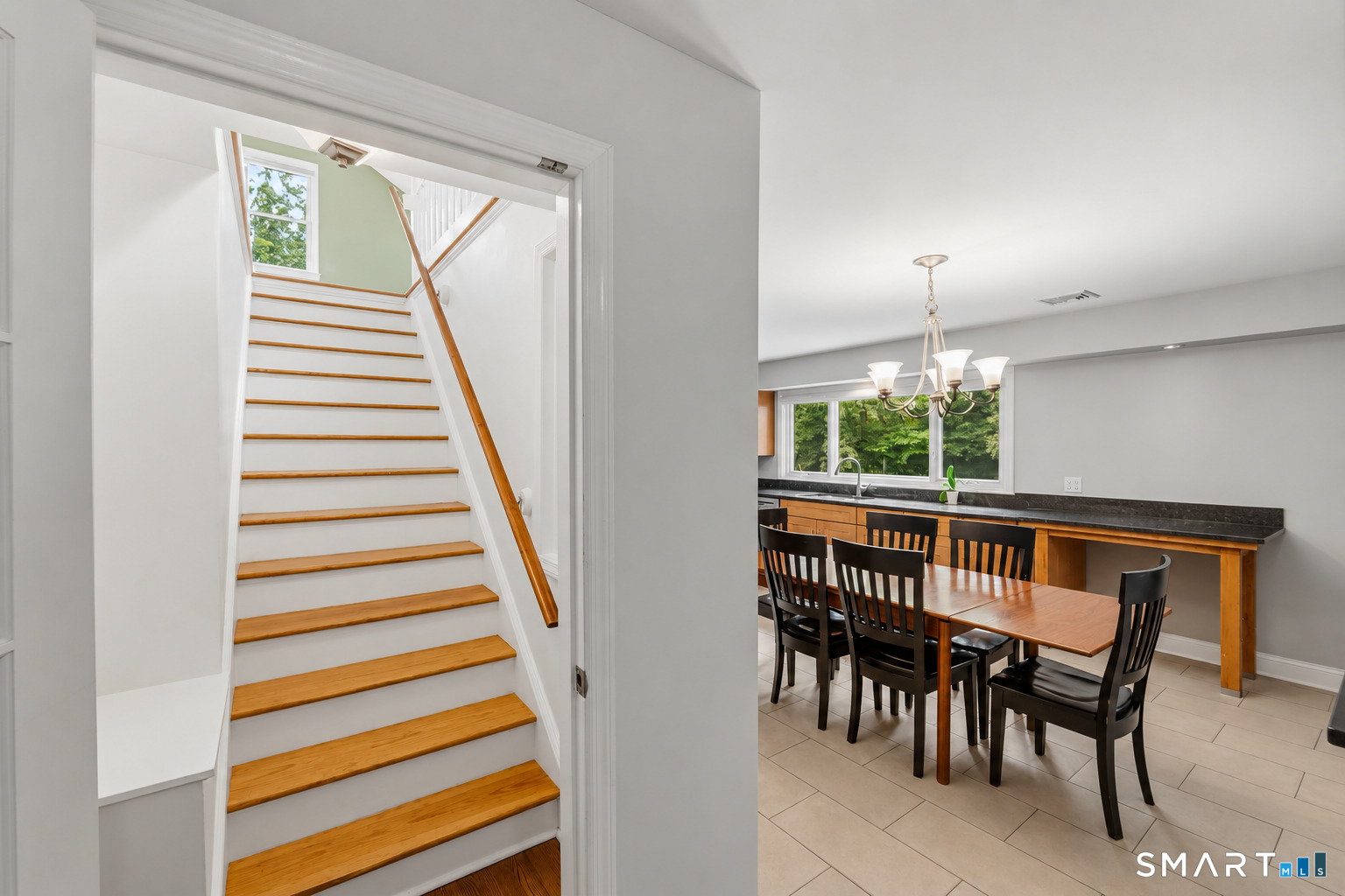 211 Old Farm Road Fairfield CT 06825