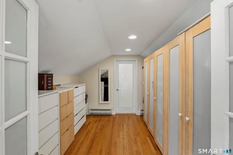 211 Old Farm Road Fairfield CT 06825