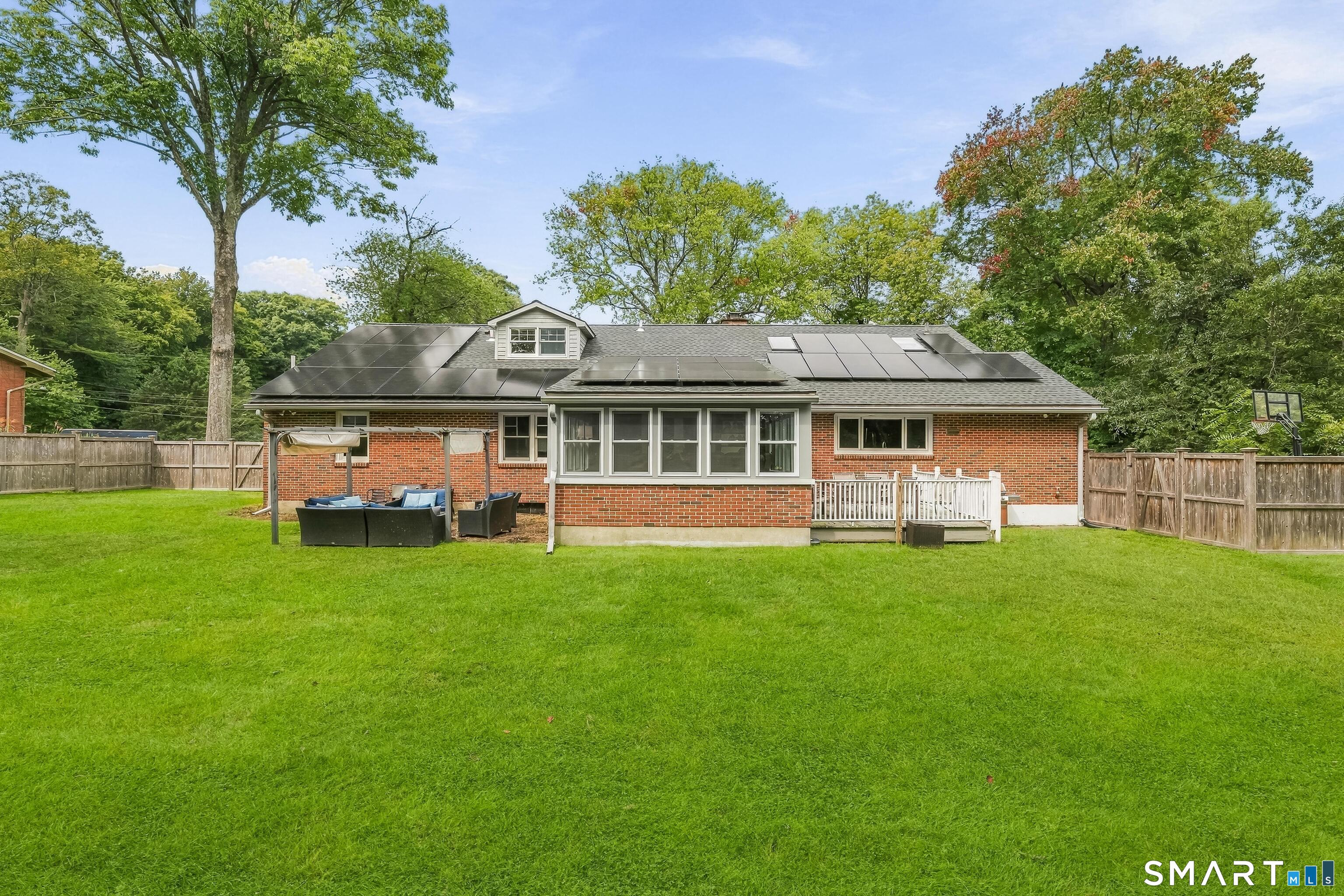 211 Old Farm Road Fairfield CT 06825
