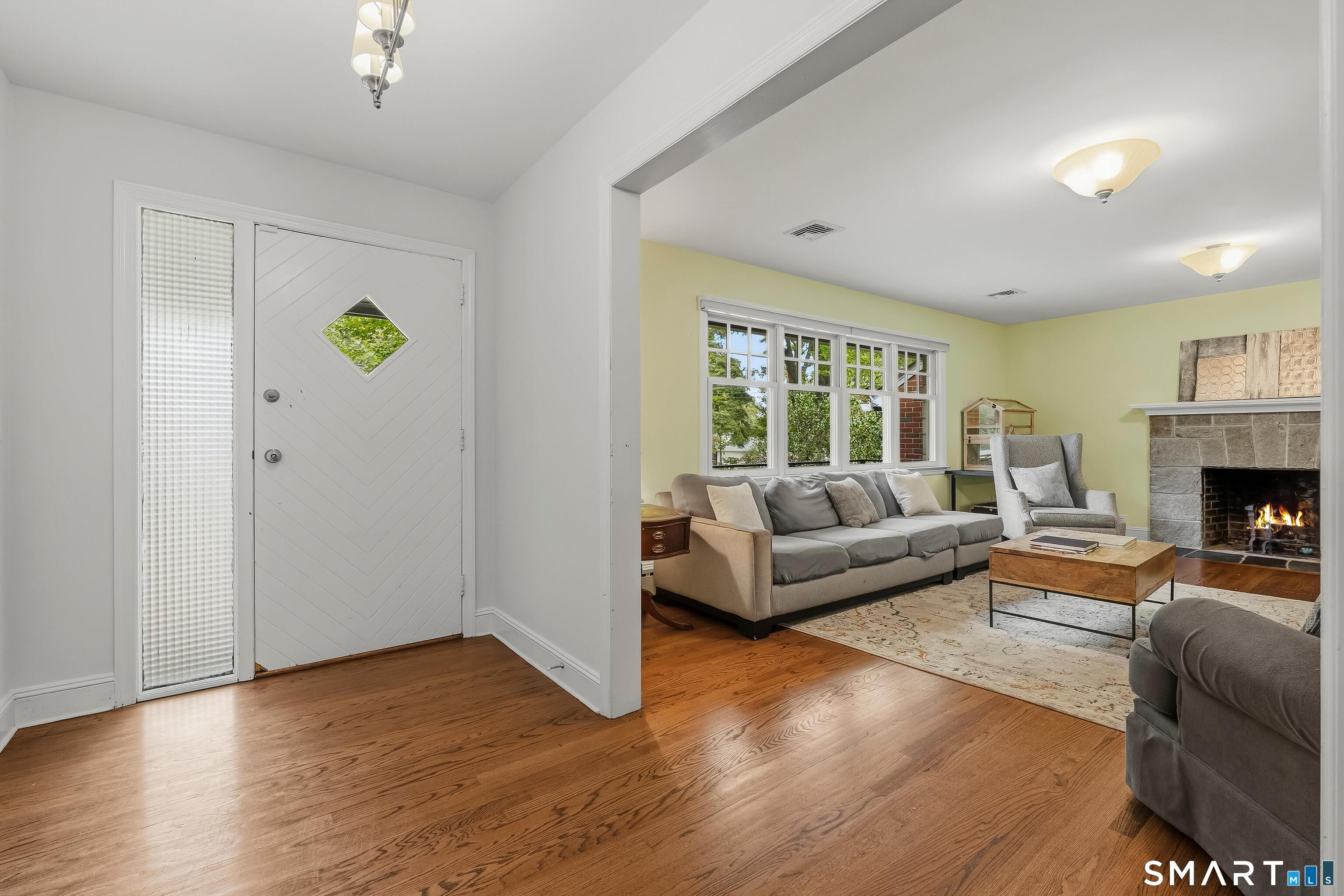 211 Old Farm Road Fairfield CT 06825