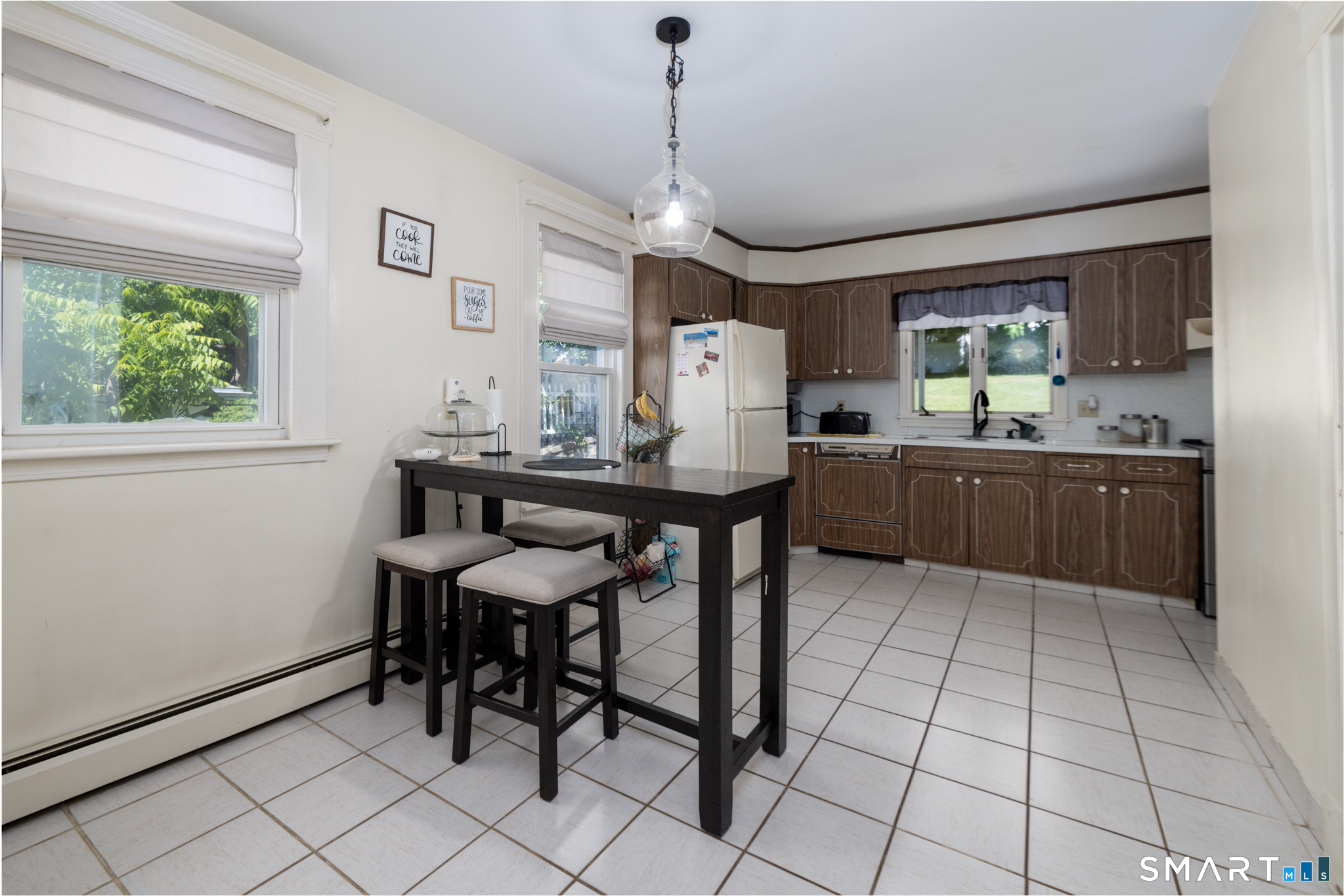 33 Maplewood Street Waterbury CT 06708