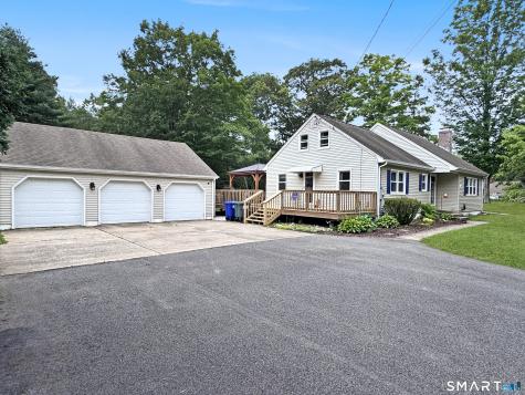 95 Stoddards Wharf Road Ledyard CT 06339