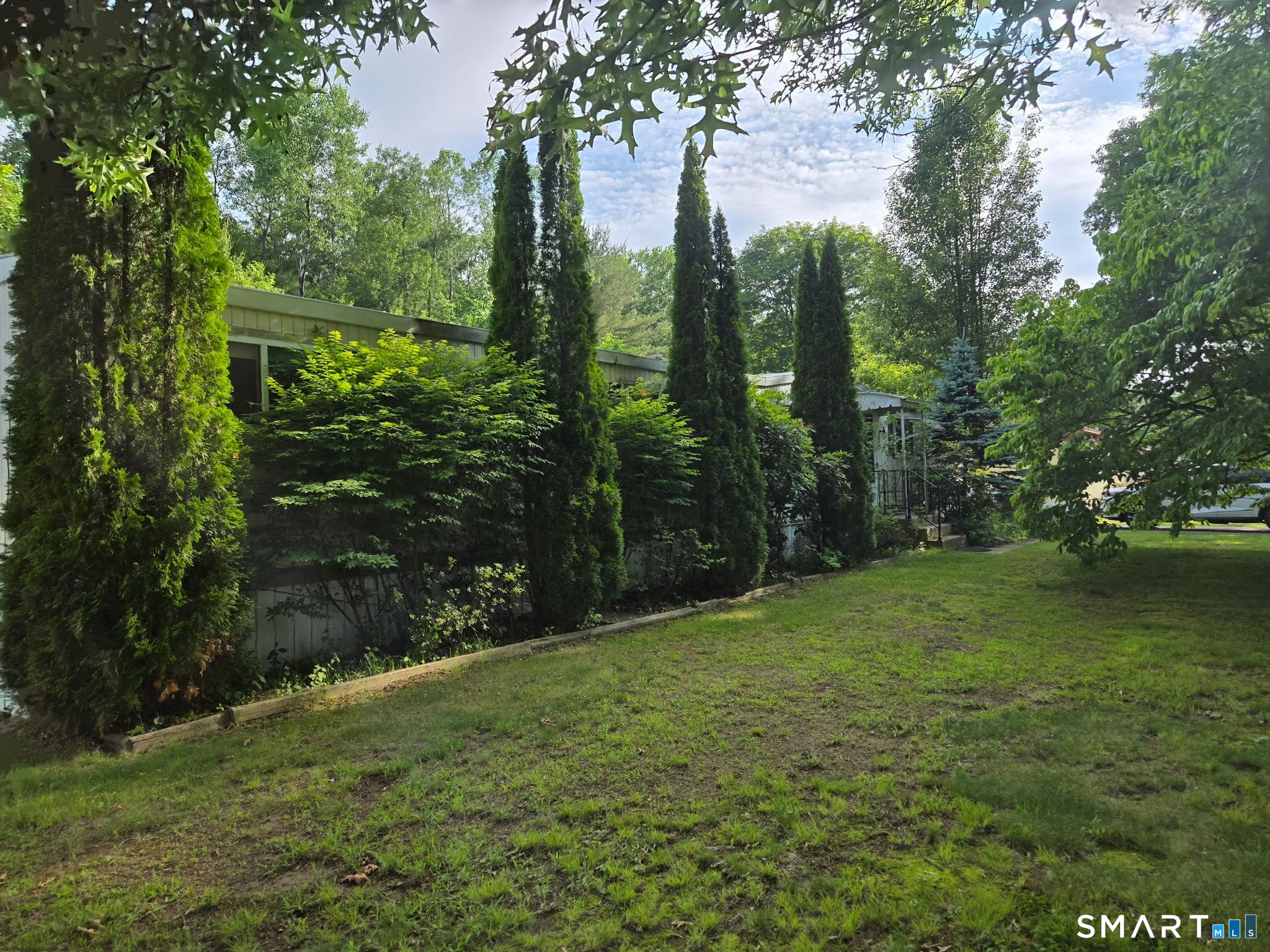 32 Breezy Lane Thompson CT 06262