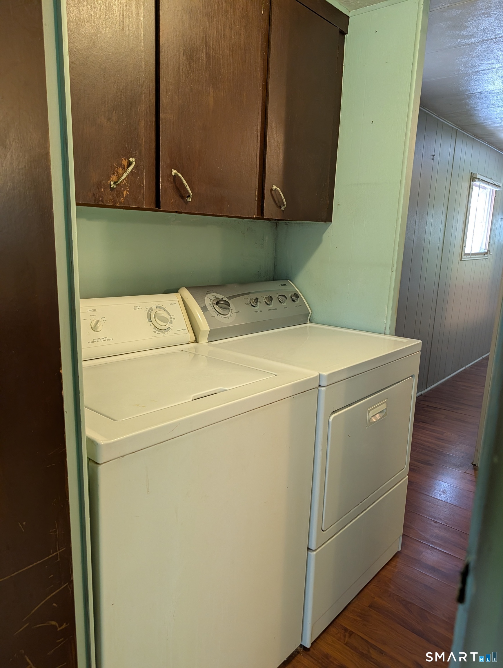 32 Breezy Lane Thompson CT 06262