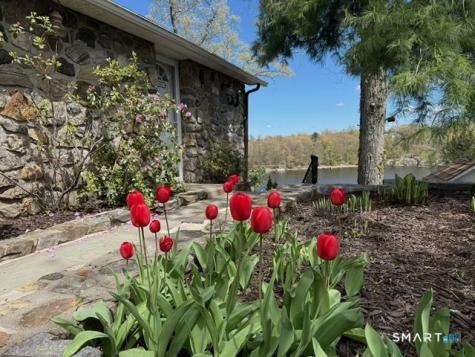 49 Lake South Drive New Fairfield CT 06812