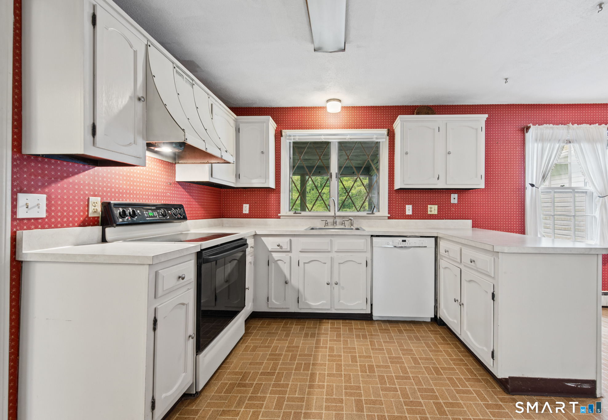 102 Ironworks Road Clinton CT 06413