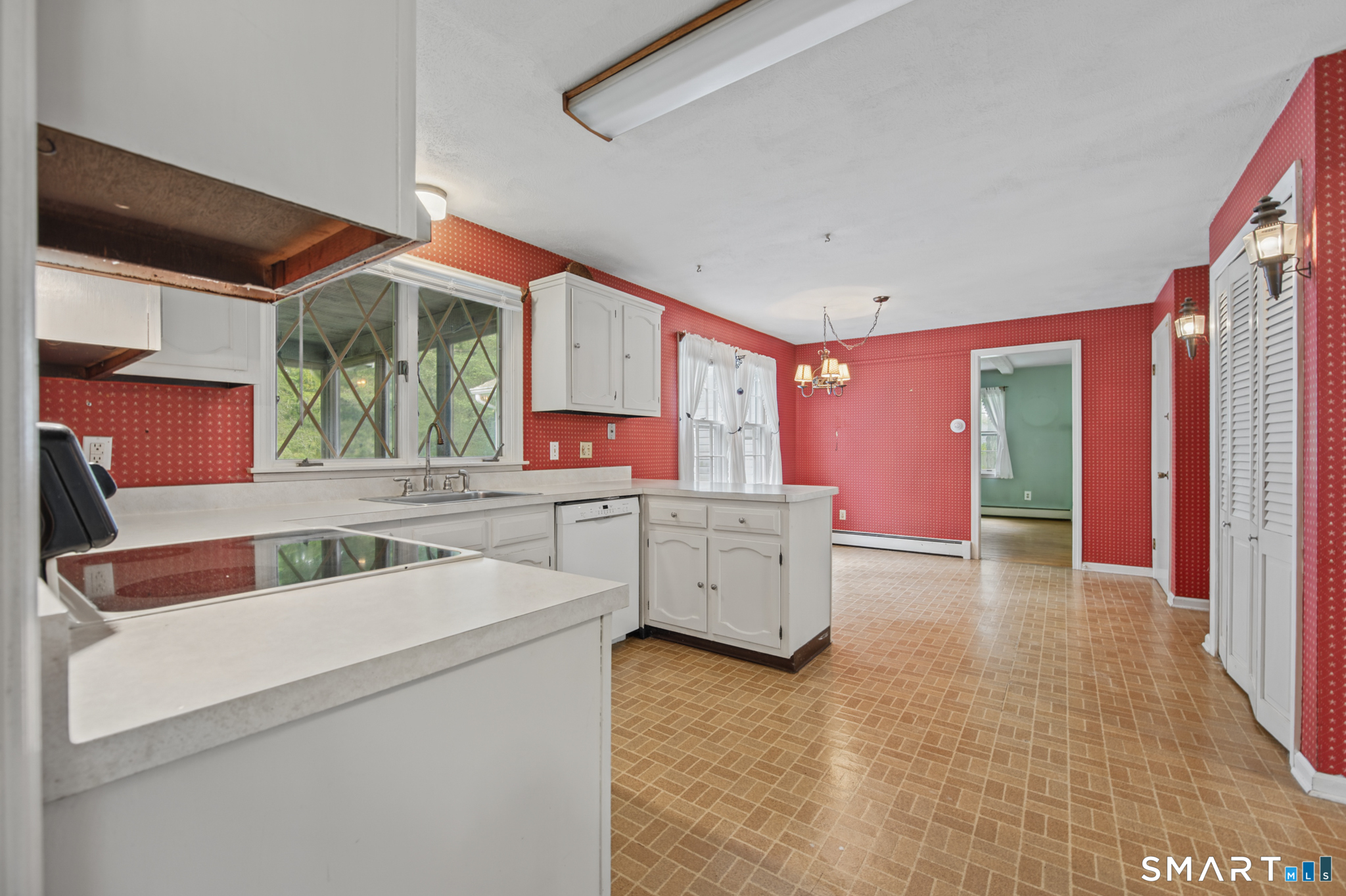 102 Ironworks Road Clinton CT 06413