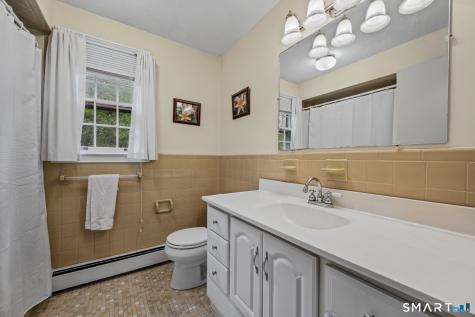 102 Ironworks Road Clinton CT 06413
