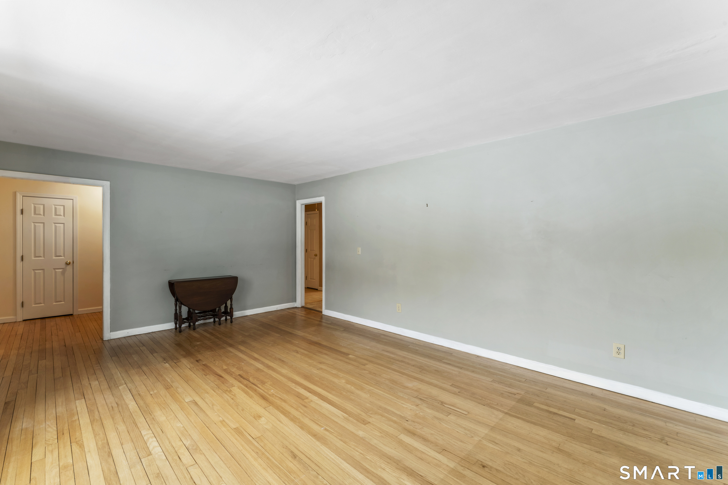 6 Crestwood Drive Newtown CT 06482