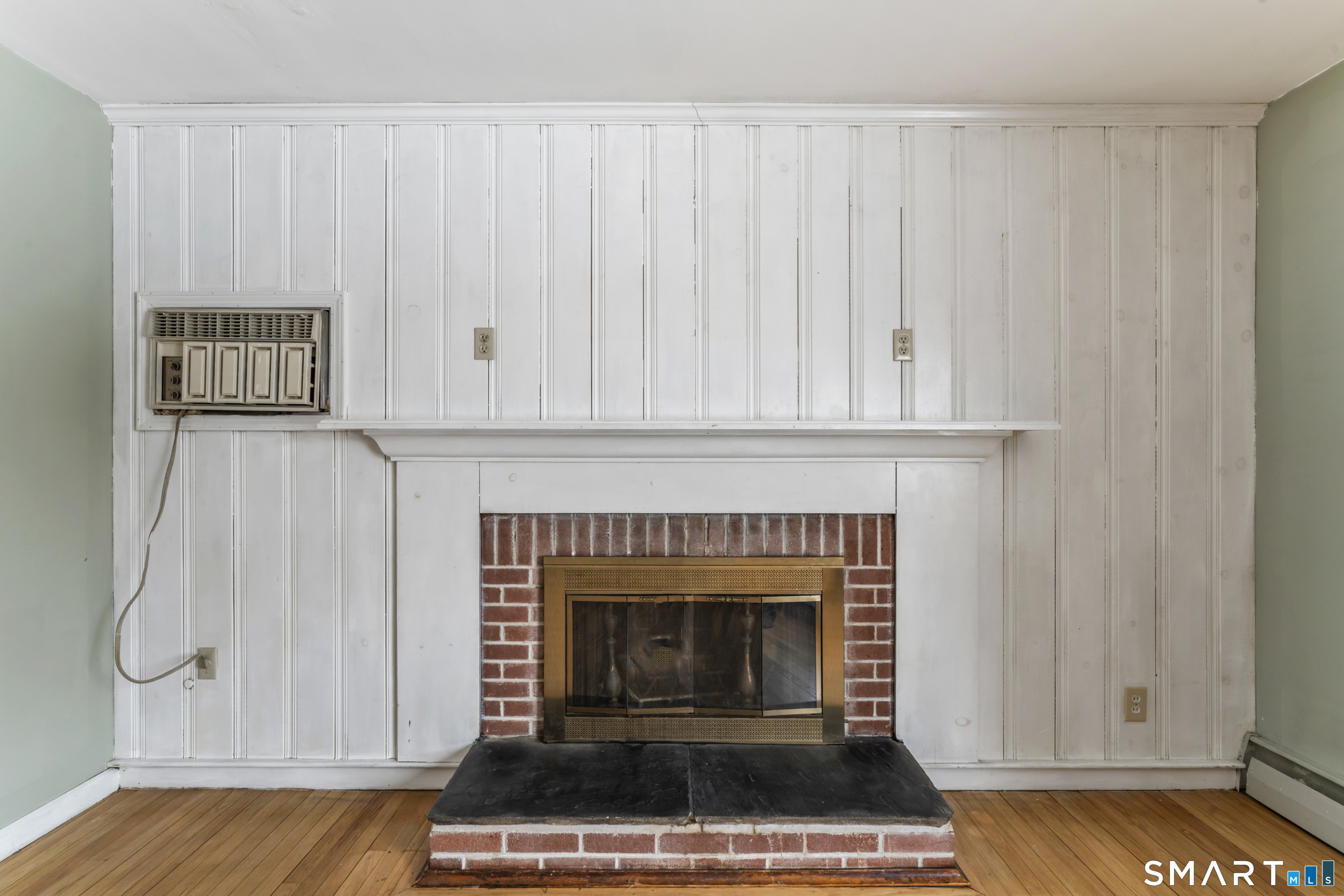 6 Crestwood Drive Newtown CT 06482