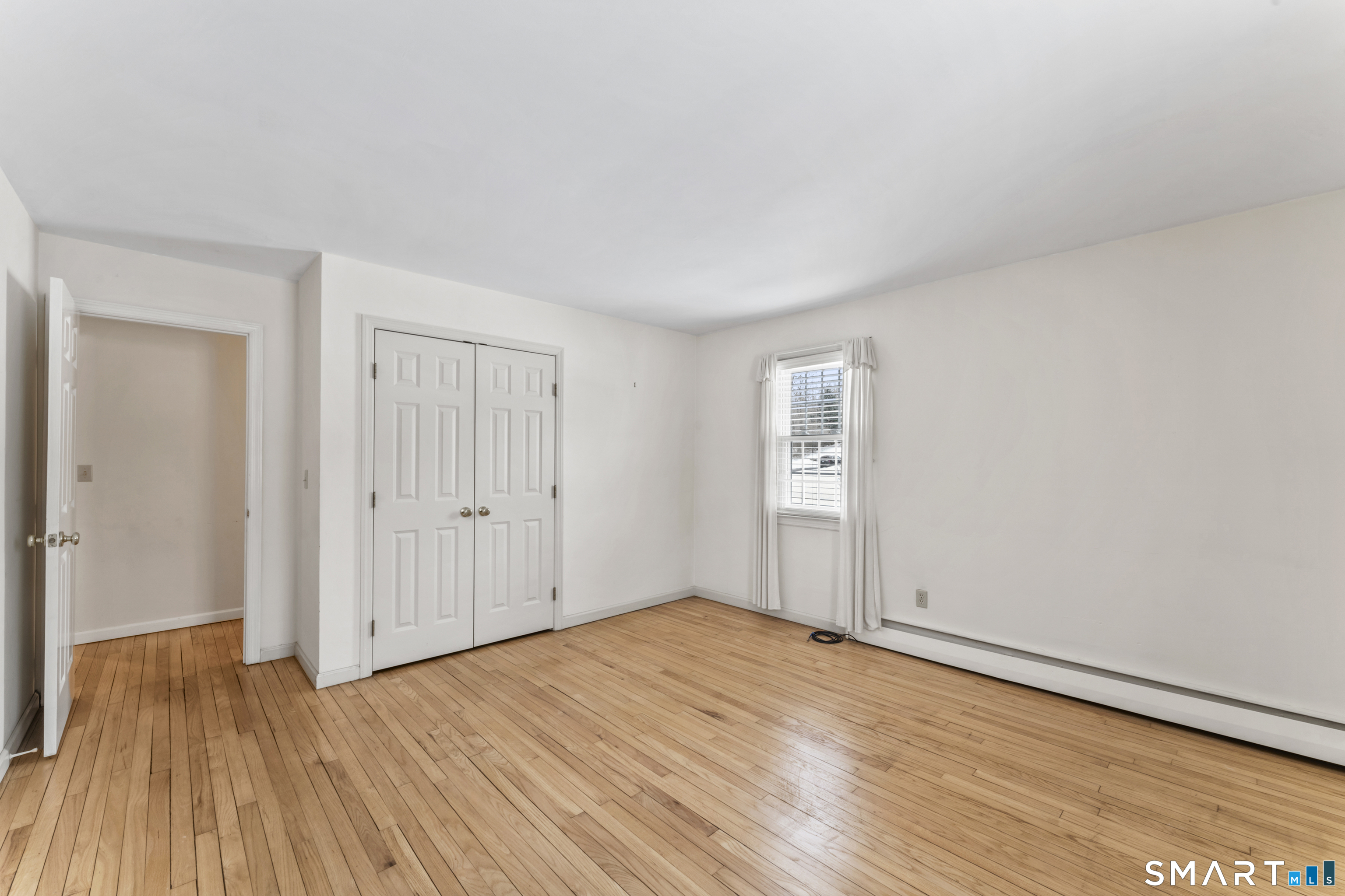 6 Crestwood Drive Newtown CT 06482