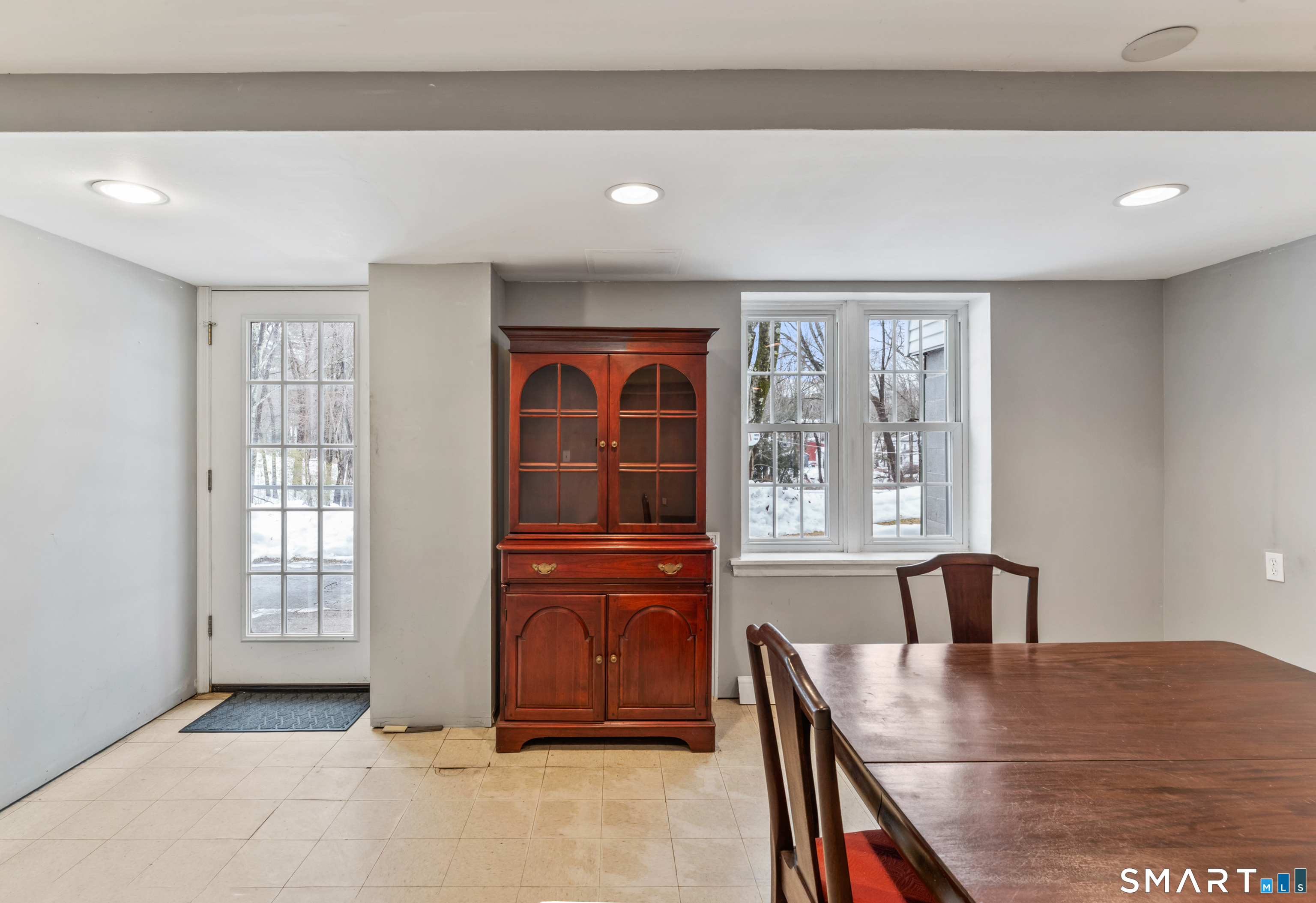 6 Crestwood Drive Newtown CT 06482