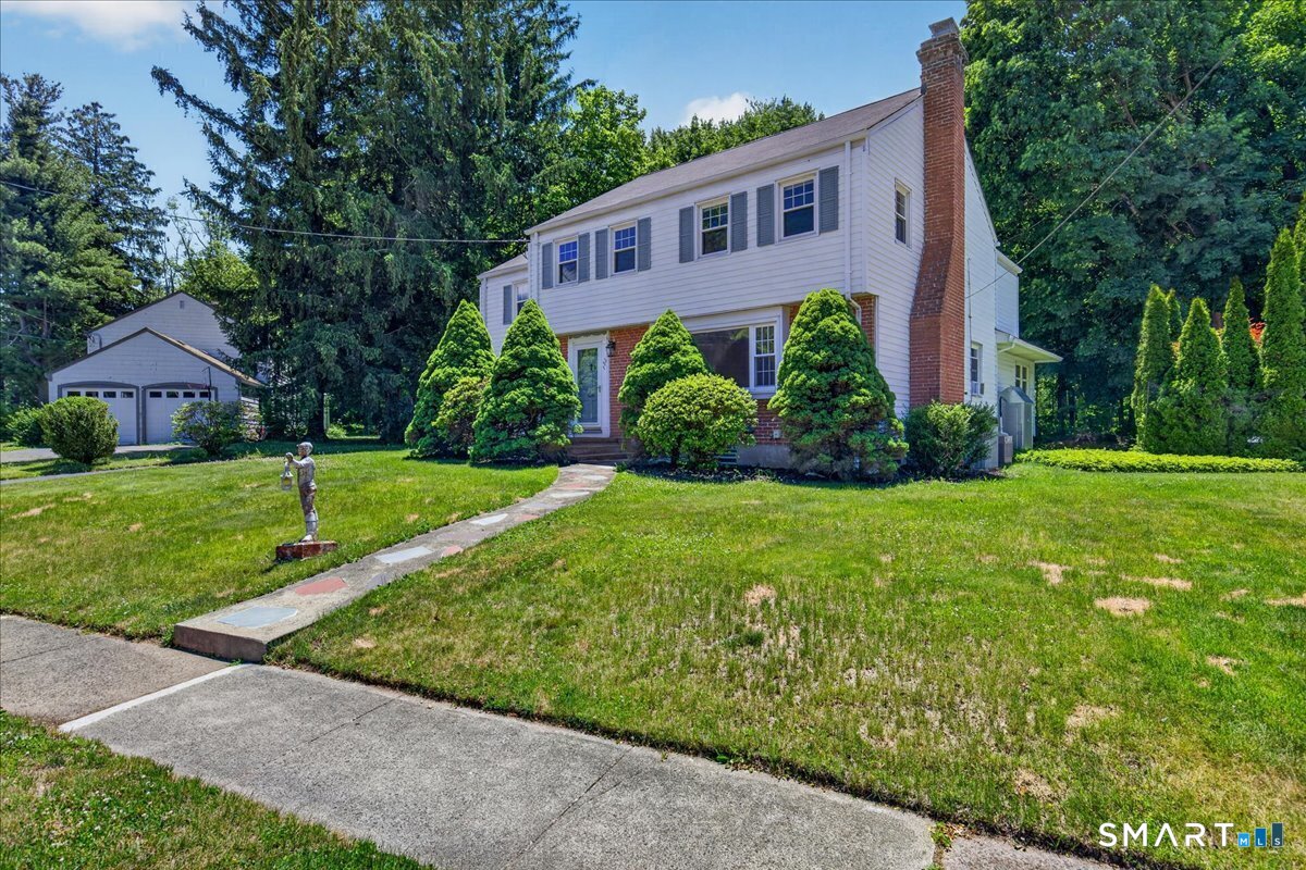 193 Dessa Drive Hamden CT 06517