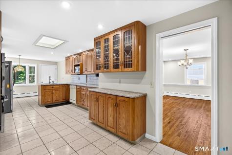 193 Dessa Drive Hamden CT 06517