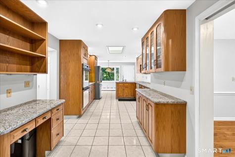 193 Dessa Drive Hamden CT 06517
