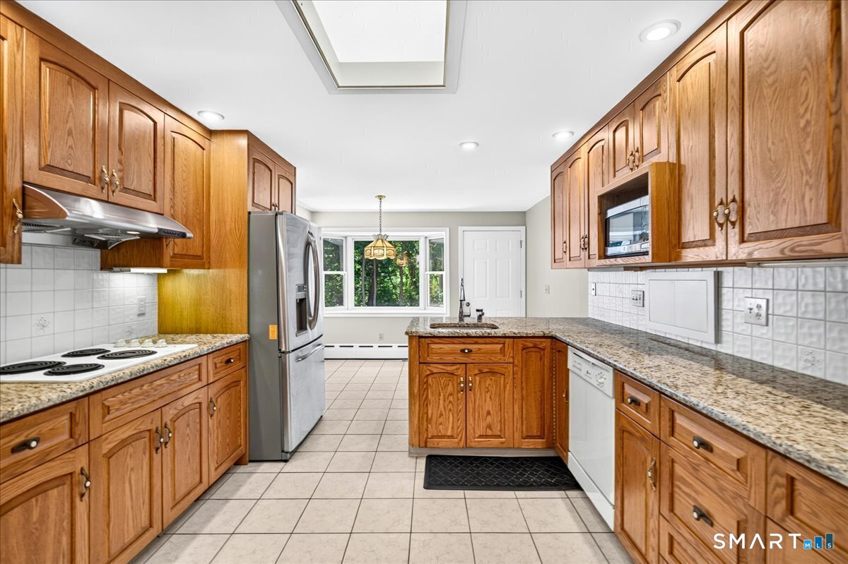 193 Dessa Drive Hamden CT 06517