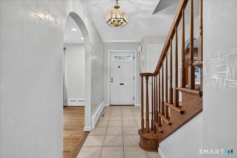 193 Dessa Drive Hamden CT 06517