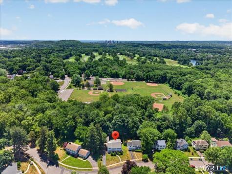 193 Dessa Drive Hamden CT 06517
